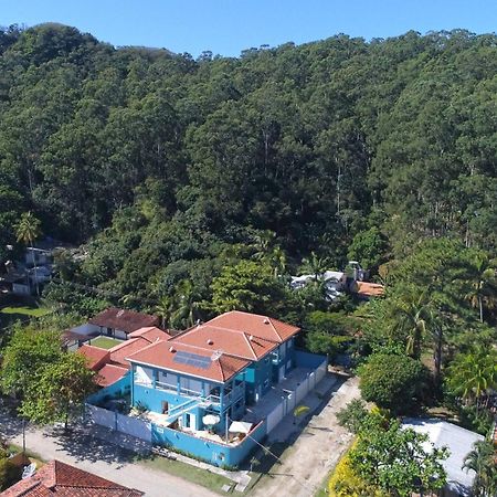 Residencial Aguas De Bare Hotel São Sebastião Kültér fotó