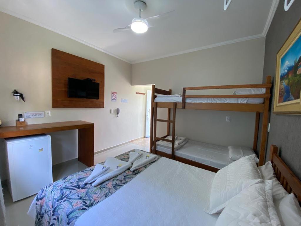 Residencial Aguas De Bare Hotel São Sebastião Kültér fotó